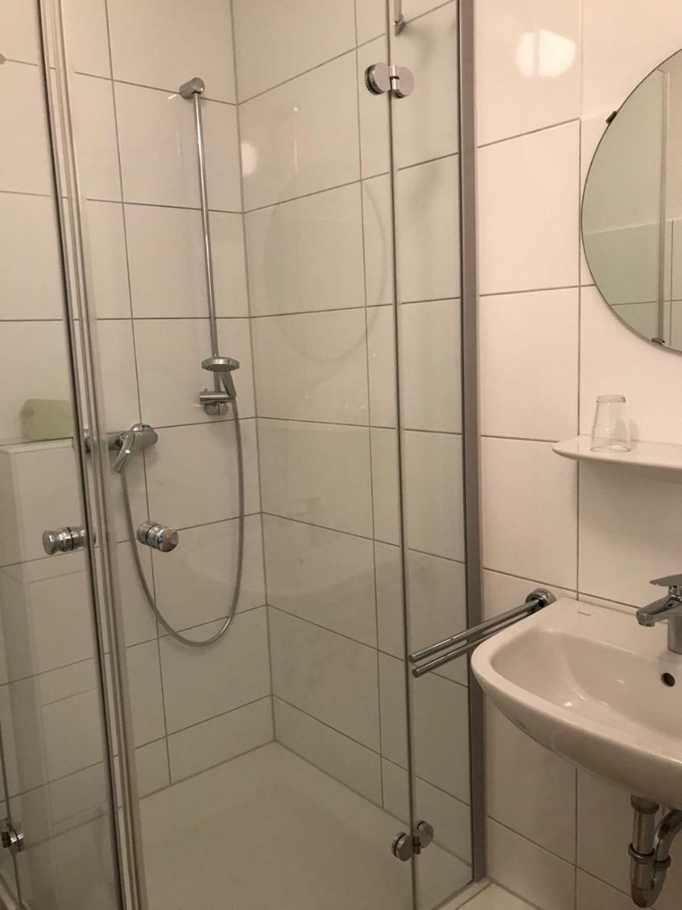 Kleine Möwe Aparthotel Neßmersiel Buitenkant foto